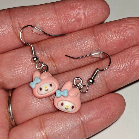 Kawaii Sanrio My Melody Dangle Earrings - Picture 3 of 3